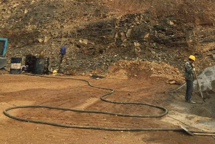 益娄高速公路第9合同段搅拌场边坡防护工程
