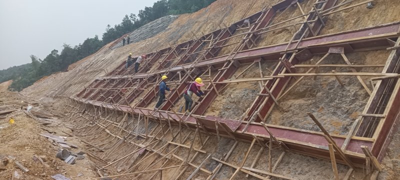 抓住5月好天气，宁韶工地、常祁工地热火朝天